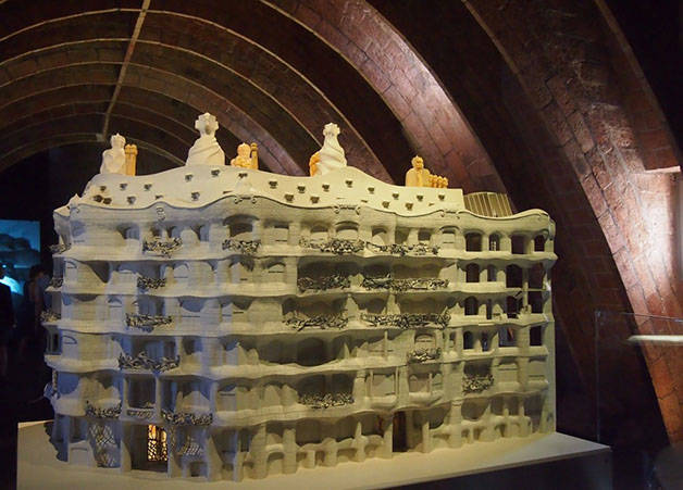 Plastico Casa Milà