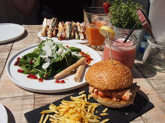 Surf House Barcellona
